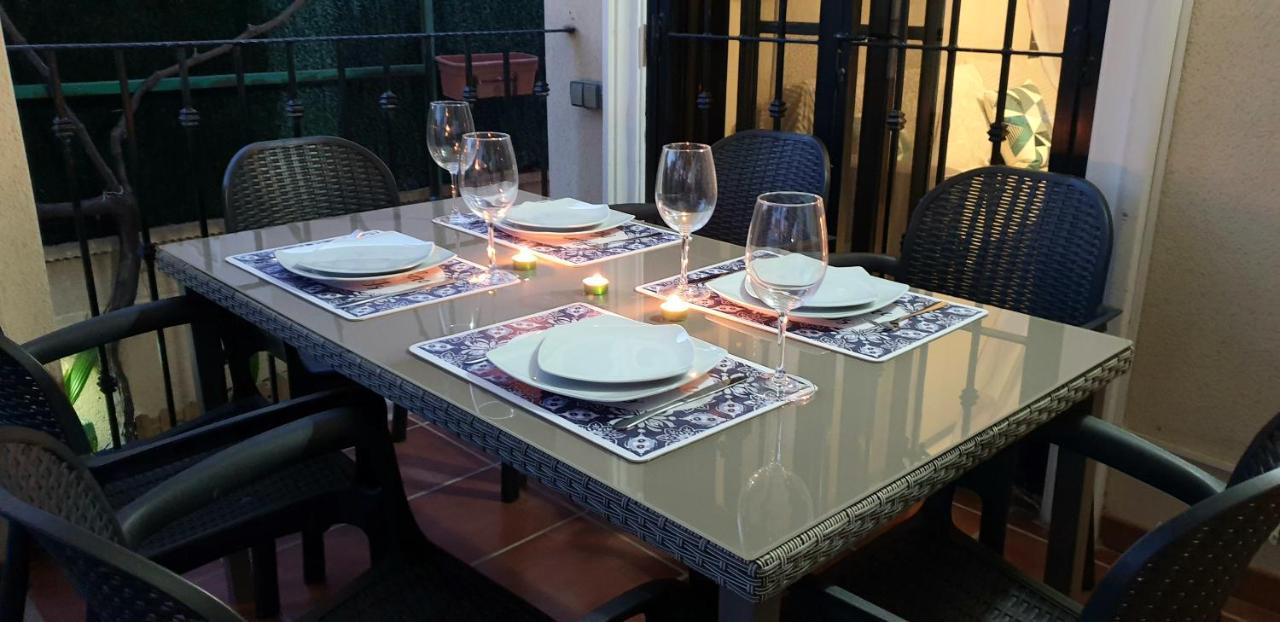 Arco Mediterraneo Chalet Independiente Torrevieja Bagian luar foto